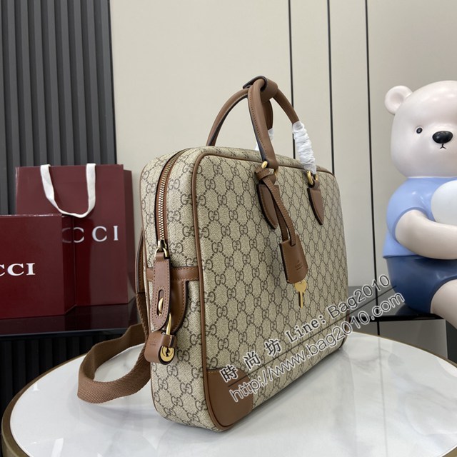 Gucci專櫃古馳最新款Emblem系列男士手提公事包 jh2594型號：821149